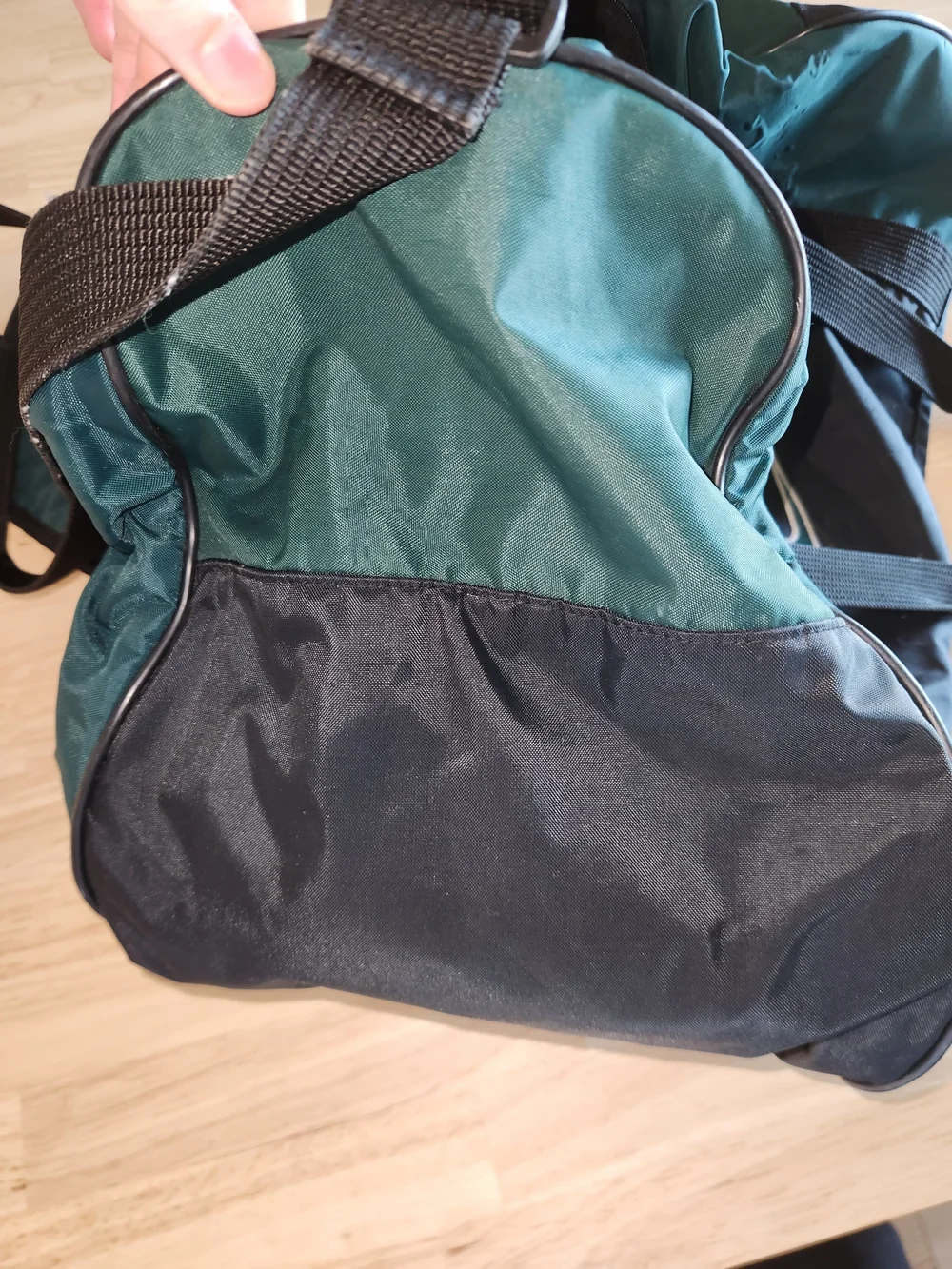 Vintage Y2K Nike Red Tag Duffle/Travel Bag Forest Green Embroidered Logo Good Co